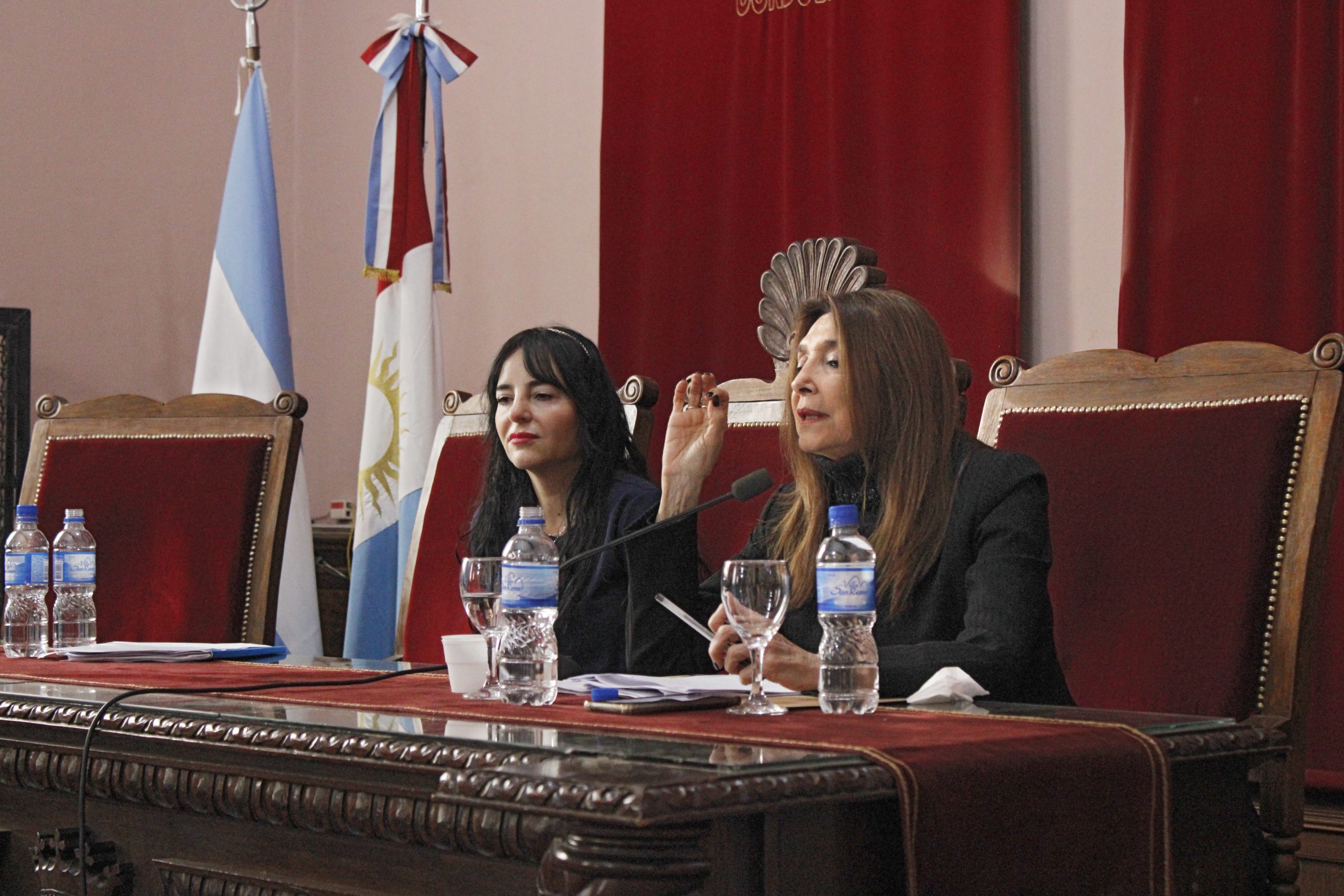 Marisa Graham en la Facultad de Derecho de la Universidad Nacional de Córdoba.